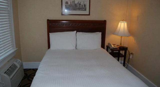 Run of House Windsor Inn Hotel