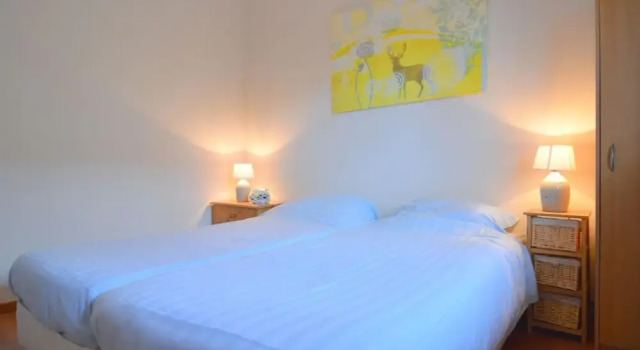 Коттедж Classic Holiday Home in Geesteren with Roof Terrace,Garden Furniture