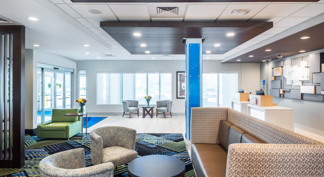 Holiday Inn Express & Suites - Punta Gorda by IHG, Забронировать Отель Пунта Горда Southwest Florida