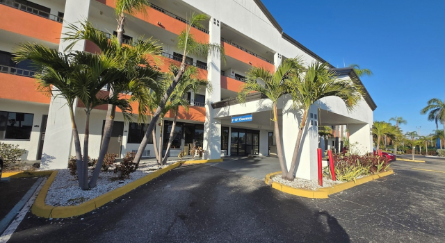Stay Inn & Suites, Забронировать Отель Форт-Майерс Fort Myers Area, рядом с Edison Mall