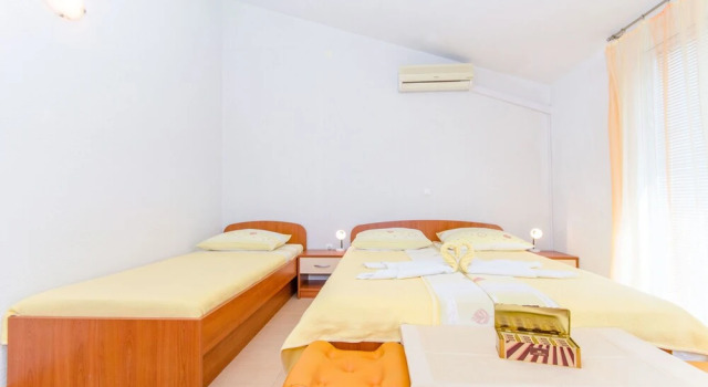 Apartments Joze, Забронировать Апартаменты/квартира Игране Макарска Ривьера