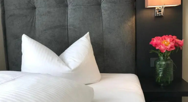 Номер Standard ROSS Hotel nähe Messe Stuttgart