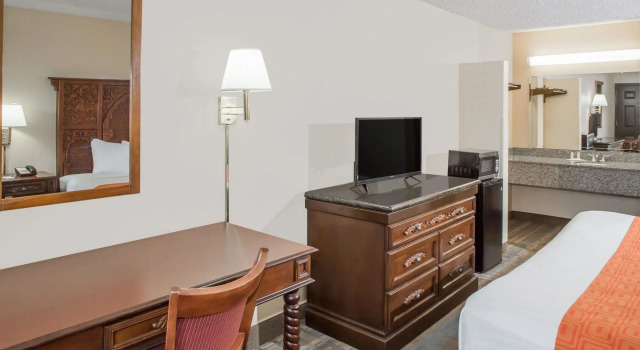 Ramada Limited Saint Augustine, Rezerwuj Hotel Hotele w Saint Augustine Area z parkingiem, Parking