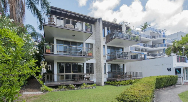 Tradewinds, Unit 1/110 Victoria Parade, Забронировать Отель Нельсон-Бей Port Stephens, рядом с Морской заповедник Флай-Пойнт