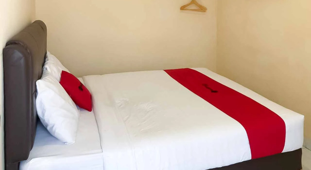 RedDoorz @ Pavilion Residence Cikarang