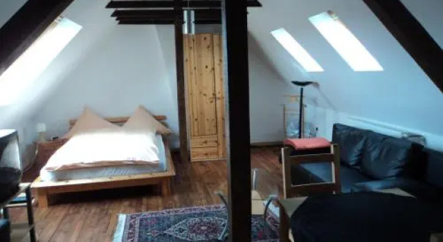 Ferienwohnung Am Homburg Nr 1, Забронировать Апартаменты/квартира Отели Саарбрюккен с парковкой, рядом с Theater im Viertel Studiotheater, Парковка