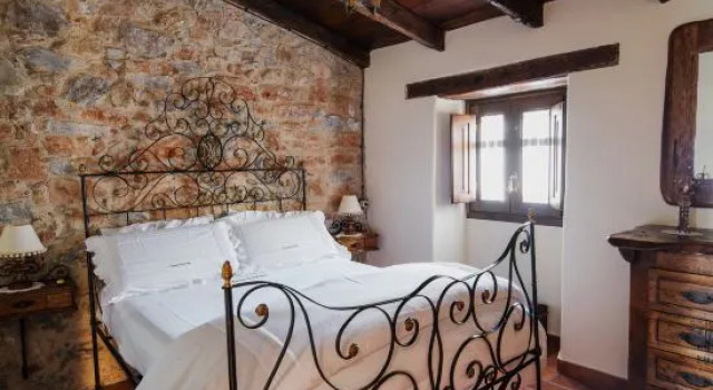 Апартаменты Superior Masia Can Viver - Olive oil tourism B&B