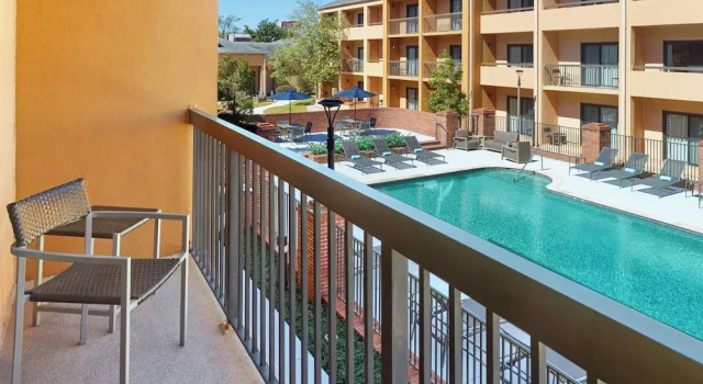 Двухместный номер Standard с видом на внутренний двор Courtyard by Marriott Baton Rouge Acadian Centre/LSU Area