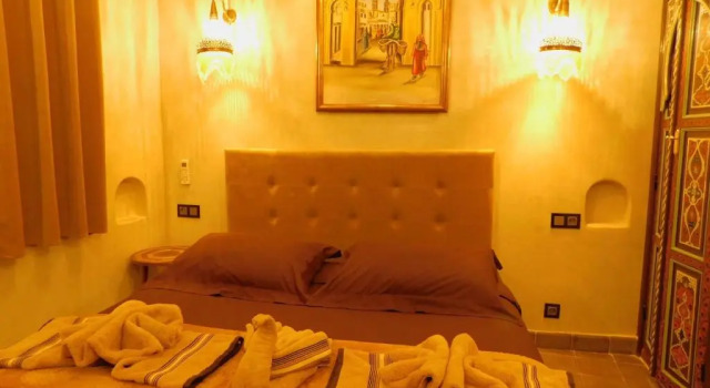 Номер Deluxe Riad La Perle Rouge
