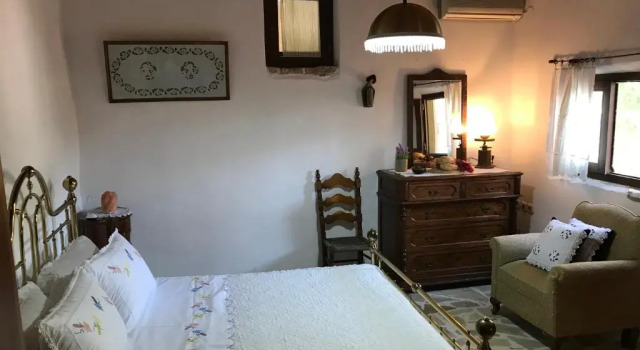 Mylopetra Traditional House, Book Villa Hotels in Crete with Parking, Parking