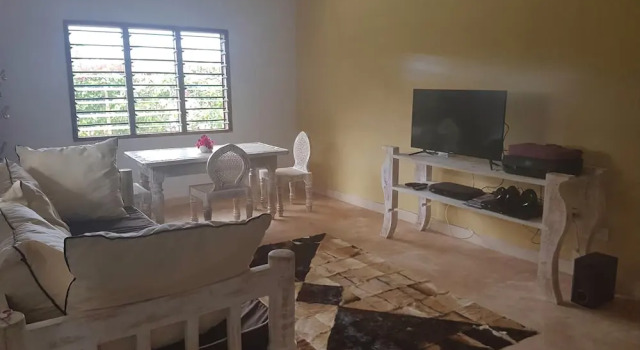 Bahari Ya Mawazo, Book Hotel Watamu 