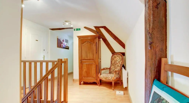 Auberge Saint Fergeux, Book Hostel / Vandrerhjem Blancs-Coteaux Frankrig