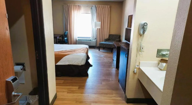 Номер Standard McPherson Inn