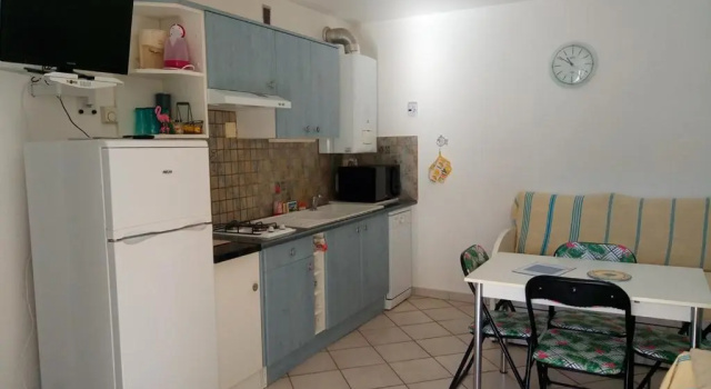 AS16106 - Studio centre ville avec parking privé, Réserver Appartement Hôtels à Camargue avec parking, Parking
