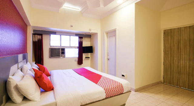 OYO Flagship 12273 Hotel Indraprastha