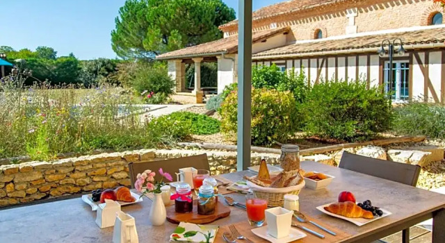 Le Clos de Bourginel, Rezervasyon Otel Veyrines-de-Vergt 