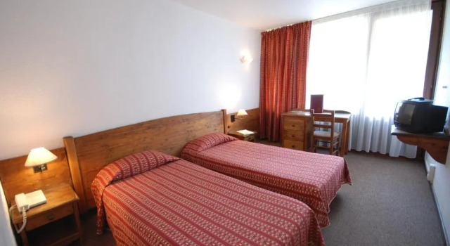 Hôtel Plein Sud Chantemerle, Забронировать Отель Сен-Шафре Сер Шевалье, рядом с Горнолыжный подъемник Блетоне