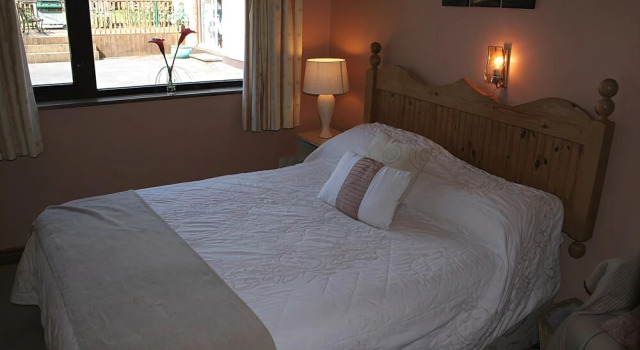 Woodview Lodge Bed & Breakfast, Book Hotel Castlebar Mayo
