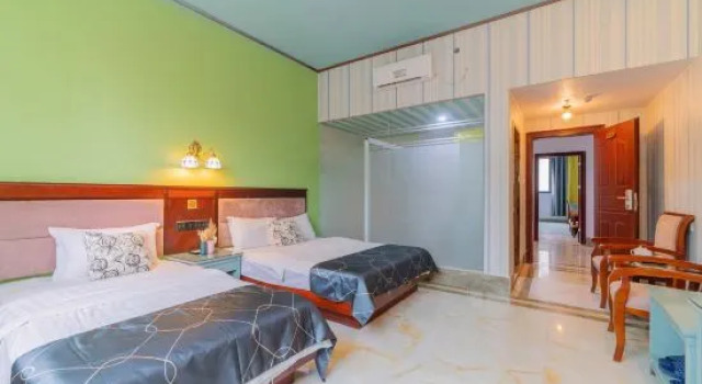 Люкс с 2 комнатами Taishan Guiyuan Hotel