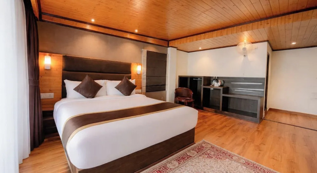 Номер Premium Мансарда Sumitel Shangrila