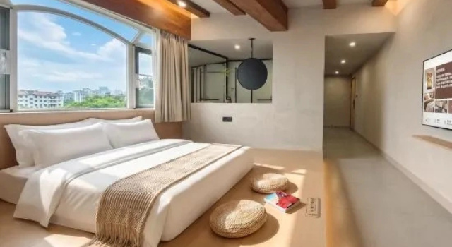 Люкс Zi Yun Ge Light Luxury Smart Homestay (West Lake Branch)