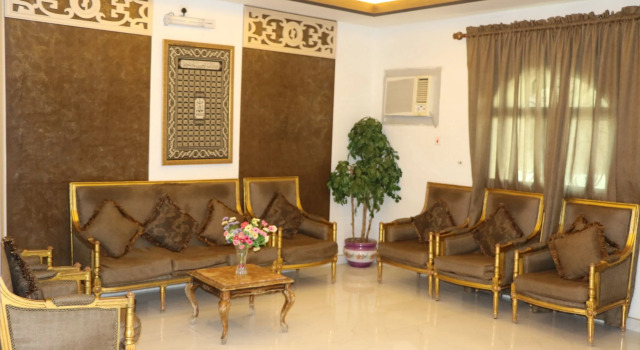 Al Alya Hotel Rooms and Suites
