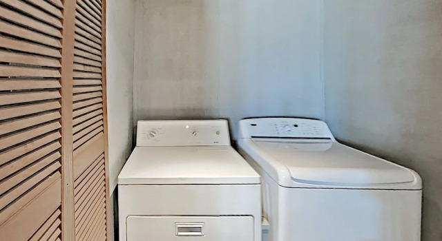 Rustic-chic : Pools, Tennis & Lake Access 2 Bedroom Cabin, 预订 酒店 Spicewood 得克萨斯州