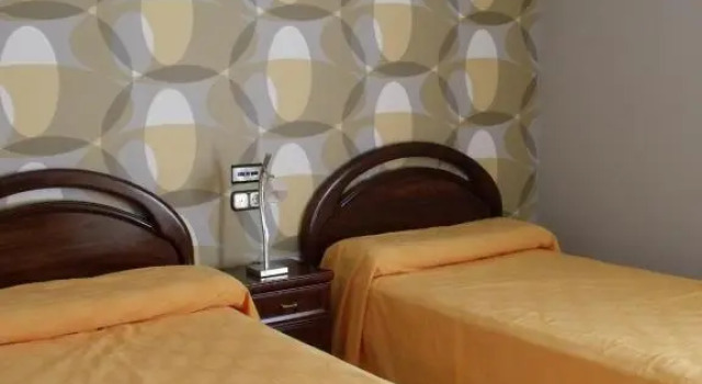 Двухместный номер Standard Hostal Salones Victoria