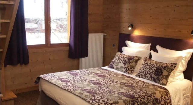 Hôtel et Spa Le Delta, Забронировать Курортный отель Отели Ле-Гран-Борнан с парковкой, Парковка