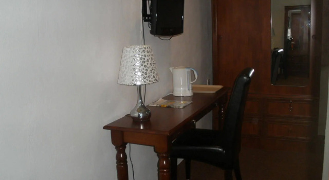OYO 90037 The 7 Lodge Tambunan, Rezervovat Hotel Tambunan Sabah