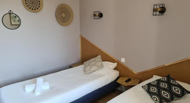Двухместный номер Standard Hotel Les Vieux Acacias