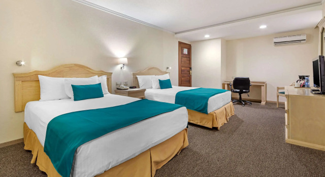 Camera quadrupla Standard Quality Inn Aguascalientes