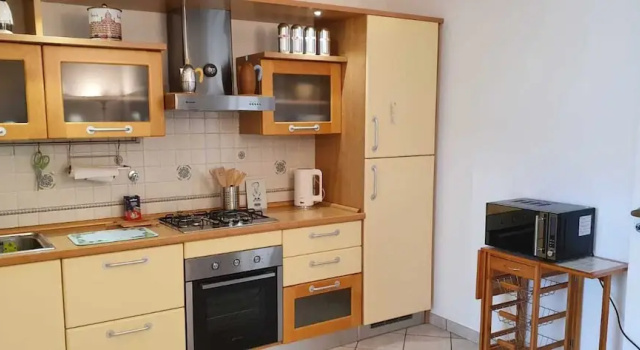 1 Bed Flat - Sleeps 2 - Parking - Wifi