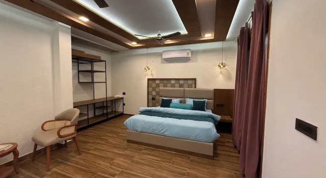 Трёхместный номер Deluxe с балконом Yes Hotel By The Ganges Rishikesh
