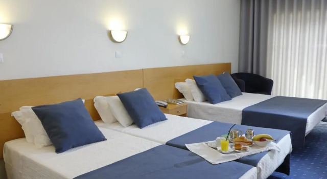 Семейный номер Standard Cova da Iria Hotel