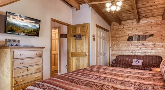 A Place In Time 2 Bedroom Cabin by RedAwning