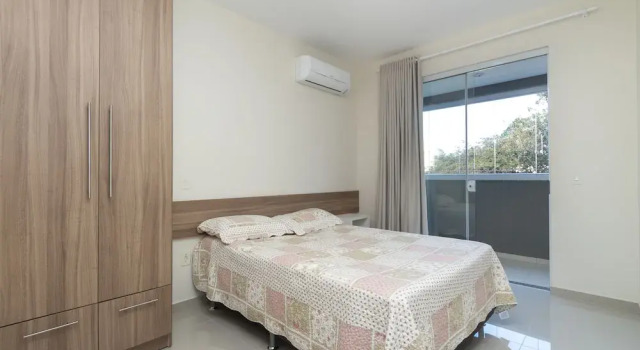 155B - Casa em Bombas 5 dormitórios