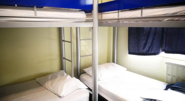 Кровать в общем номере Lodge in the City