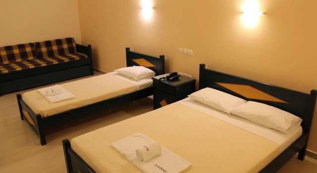 Adonis Hotel