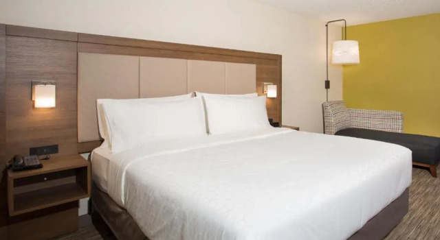 Двухместный номер Standard Holiday Inn Express Chelmsford by IHG