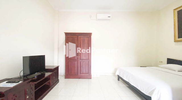 Номер Standard Hotel Bandara Asri RedPartner