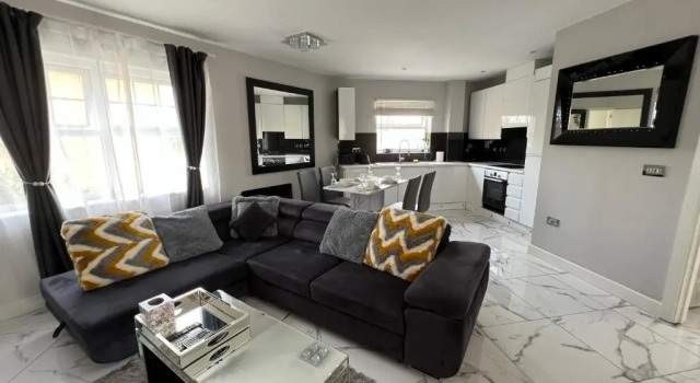 Apartment in Edgware with 2 Double Bedroom, Varaa Huoneisto Asunnot kohteessa Merseyside, Huoneisto