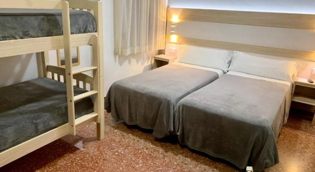 Семейный номер Standard Hotel Catalunya Express