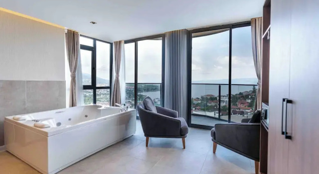 Двухместный номер Standard с балконом и с видом на озеро Sapanora Hotel Sapanca