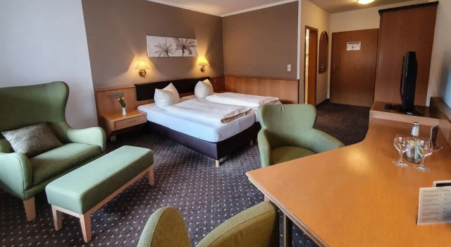Hotel & Gasthof Zur Linde, Reserva ahora Hotel Kipfenberg Altmühltal