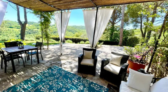 Апартаменты Superior La Panoramica Gubbio - Maison de Charme - Casette e appartamenti self catering per vacanze meravigliose!
