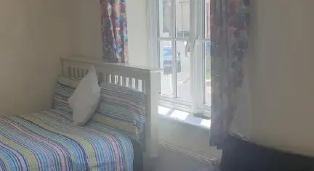SUNSHINE ROOM, Забронировать Отель Колчестер Эссекс
