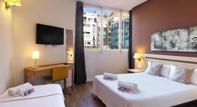 Двухместный номер Deluxe Hostal Barcelona Centro