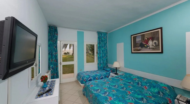Одноместный номер Standard с балконом и с видом на сад Hotel El Fell