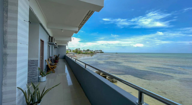 Люкс RedDoorz near Poso City Mall